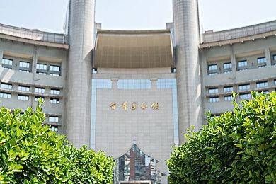 《最后生还者2》早期曾有臀部会爆炸的敌人